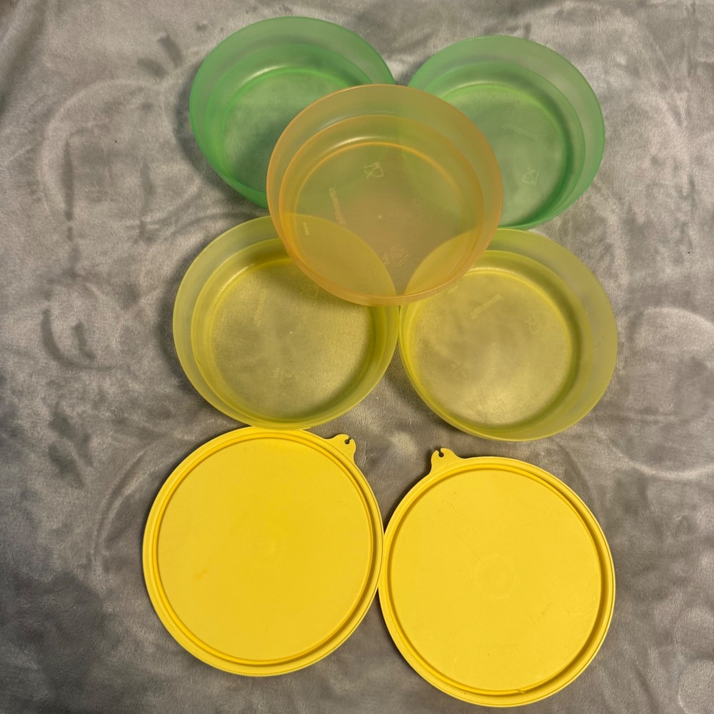 Vintage Tupperware 6" Snack Store Bowls with Tab Lids Set‎ of 5, 2 lids